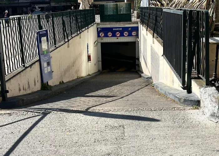 Plein Centre Avec Parking